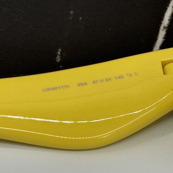 NEW LOEWE LW40117I 39A WOMEN SUNGLASSES YELLOW SQUARE LOEWE EYEWEAR - Picture 10 of 13